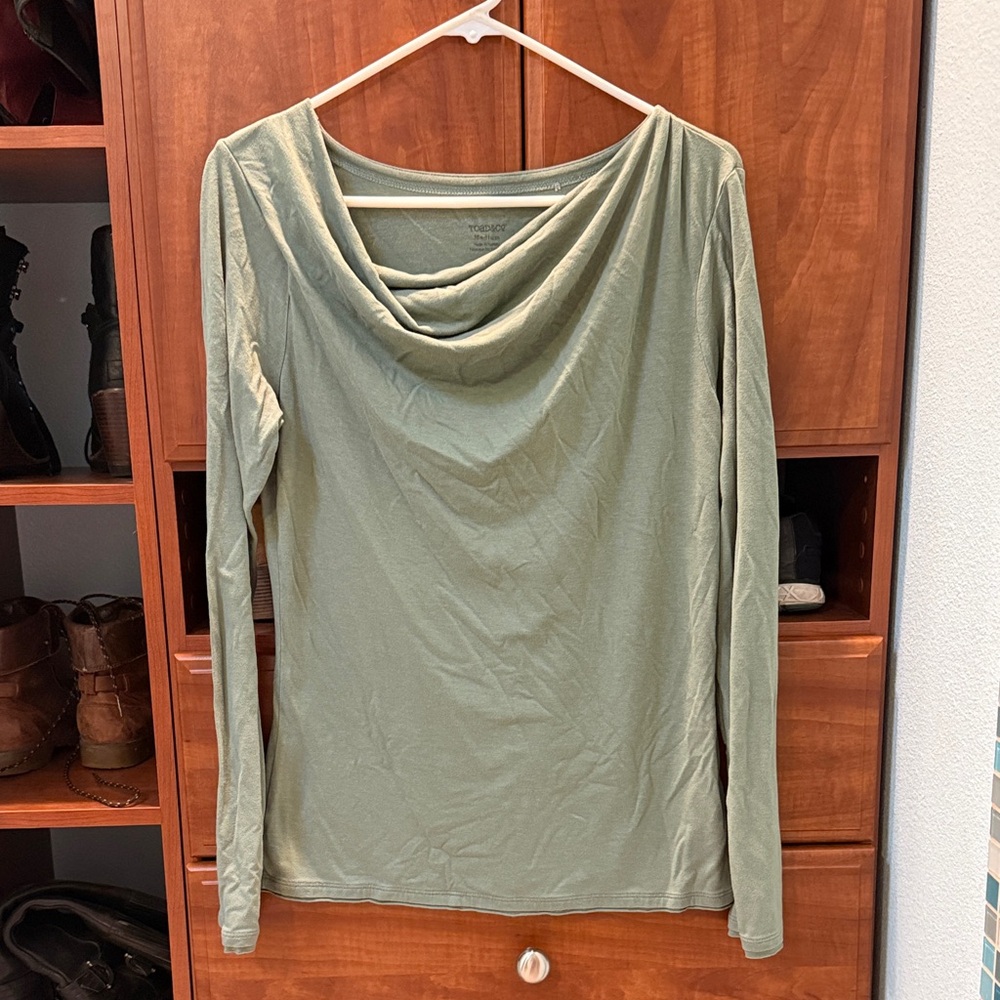 Toad & CO Elegant Green Women's Cowl Neck Top